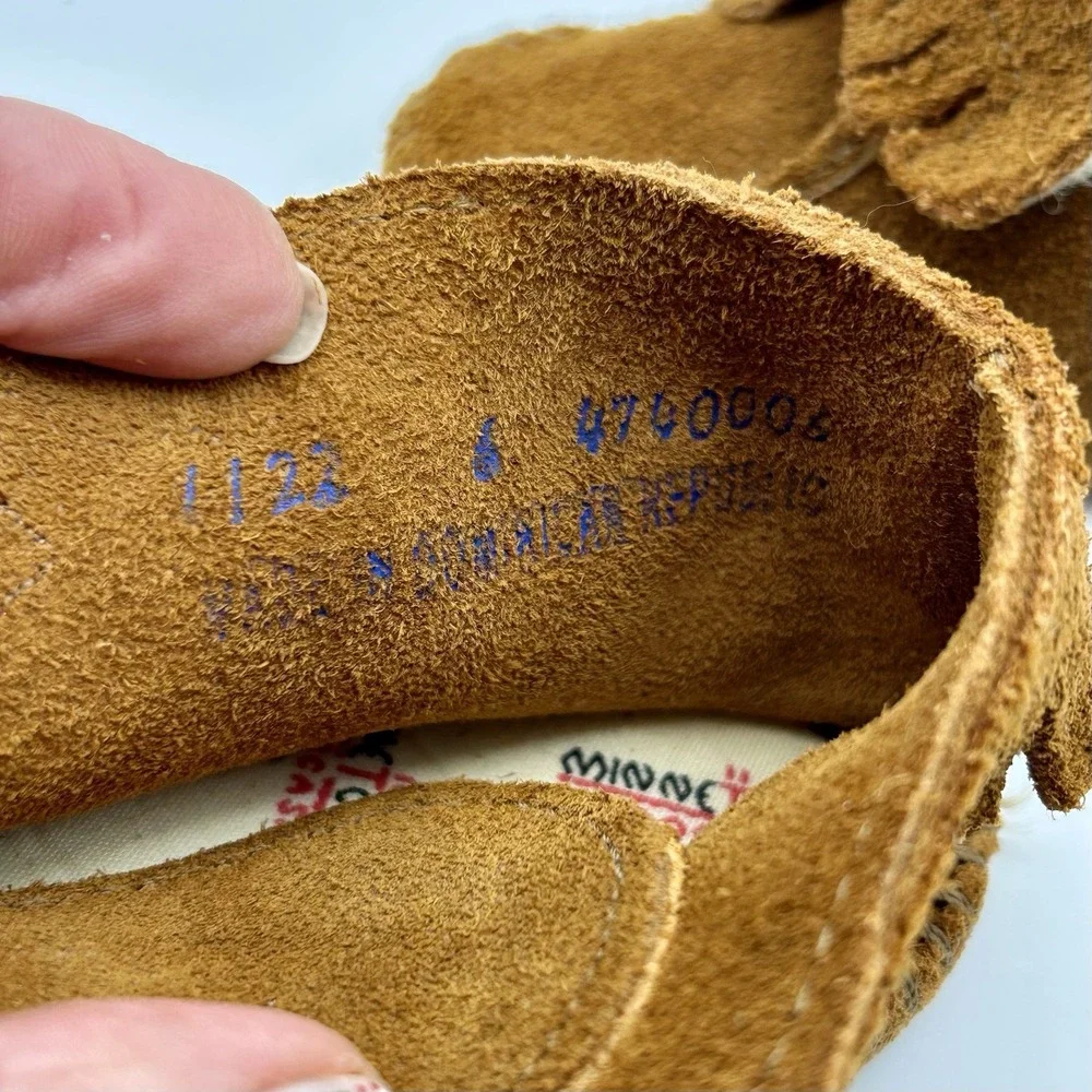 Vtg Minnetonka Brown Suede Moccasin Booties Infant Sz6 PaPooShu Fringe Boho Baby